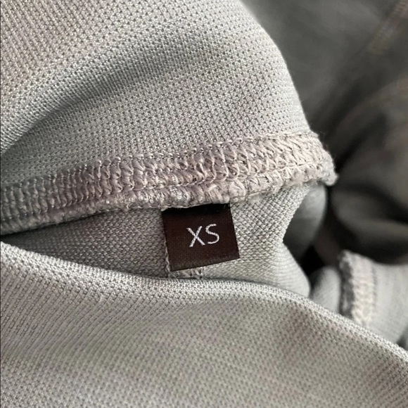 Alphalete Revival Gray Shorts - Picture 3 of 3